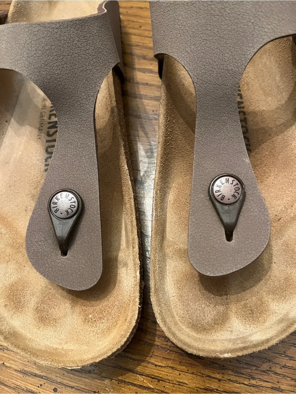 Birkenstock Brown Gizeh Thong Sandals, size 39 - Picture 6 of 10